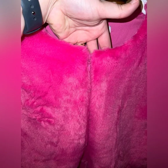See And Be Seen Pink Faux Fur Jacket - Picture 3 of 15